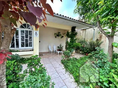 Casa com 3 Quartos à venda, 254m² no Carvoeira, Florianópolis