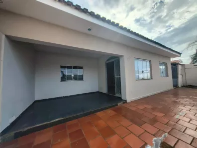 Casa com 5 Quartos à venda, 192m² no Jardim Itália II, Maringá