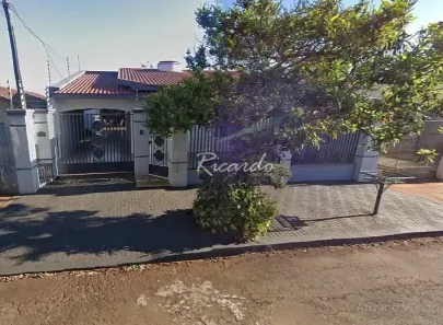 Casa com 3 Quartos à venda, 232m² no Jardim Panorama, Arapongas