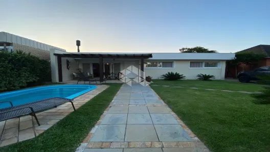 Casa com 4 Quartos à venda, 226m² no XANGRI-LÁ, Xangri-lá