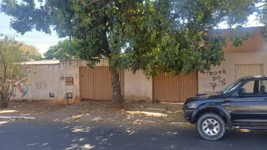 Casa com 6 Quartos à venda, 250m² no Parque Amazônia, Goiânia