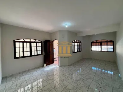 Sobrado com 3 Quartos para alugar, 180m² no Jardim Ismênia, São José dos Campos
