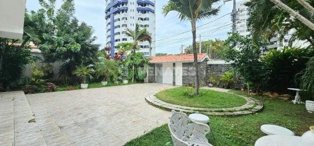 Imóvel Comercial com 4 Quartos à venda, 330m² no Tirol, Natal