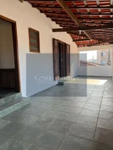 Sobrado com 3 Quartos à venda, 111m² no Conjunto Habitacional Marinho, Jacareí