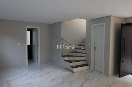 Sobrado com 3 Quartos à venda, 124m² no Guaíra, Curitiba