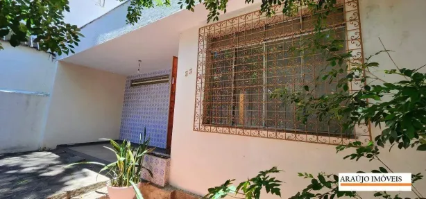 Casa com 3 Quartos para alugar, 120m² no Serra, Belo Horizonte