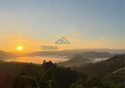 Fazenda/Sítio com 3 Quartos à venda, 10000m² no , Gonçalves