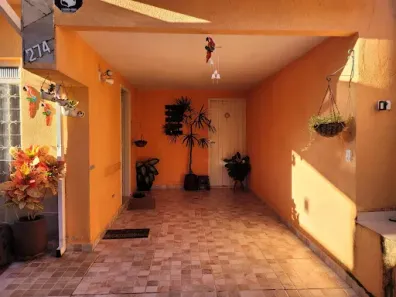 Casa com 2 Quartos à venda, 116m² no Jardim Siesta, Jacareí