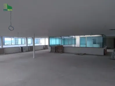 Ponto Comercial à venda, 500m² no Vila da Serra, Nova Lima