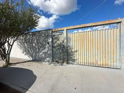 Casa com 3 Quartos para alugar, 11310m² no Conjunto Morada do Sol, Rio Verde