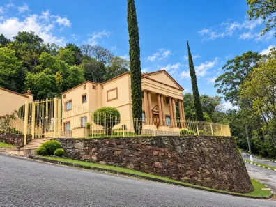 Sobrado com 4 Quartos à venda, 450m² no Caraguatá, Mairiporã