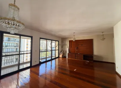 Apartamento com 4 Quartos para alugar, 190m² no Campo Belo, São Paulo