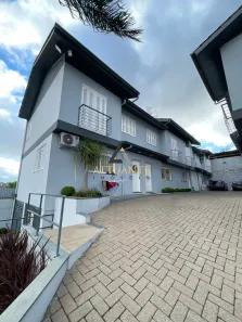 Sobrado com 3 Quartos à venda, 99m² no Diamantino, Caxias do Sul