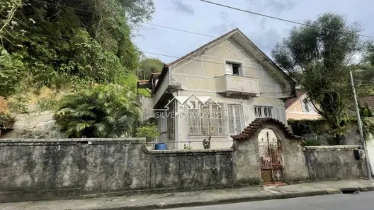 Casa com 3 Quartos à venda, 150m² no Centro, Petrópolis