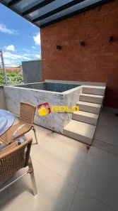 Casa com 5 Quartos para alugar, 450m² no Santa Mônica, Uberlândia