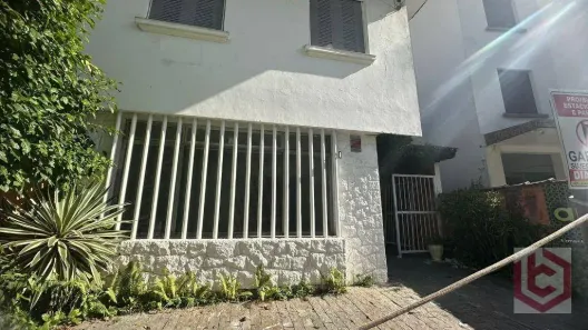 Casa com 3 Quartos à venda, 200m² no Boqueirão, Santos