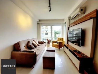 Apartamento com 3 Quartos à venda, 72m² no Cavalhada, Porto Alegre