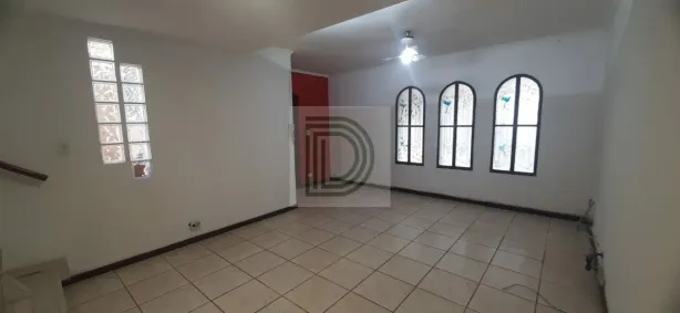 Sobrado com 3 Quartos para alugar, 220m² no Jardim Ester Yolanda, São Paulo