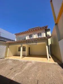Casa com 8 Quartos à venda, 380m² no Nossa Senhora Aparecida, Uberlândia