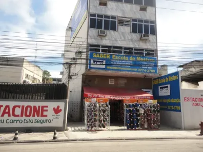 Casa com 2 Quartos para alugar, 38m² no Centro, Duque de Caxias