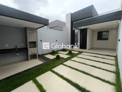 Casa com 3 Quartos à venda, 75m² no Carmelo, Montes Claros