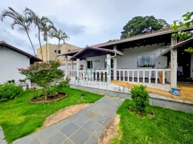 Casa com 3 Quartos à venda, 286m² no Bortolan, Poços de Caldas