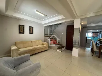 Sobrado com 3 Quartos para alugar, 190m² no Água Verde, Blumenau