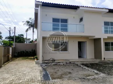 Sobrado com 3 Quartos à venda, 128m² no Centro, Guaratuba
