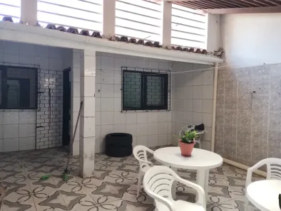 Casa com 3 Quartos à venda, 300m² no Poço, Maceió