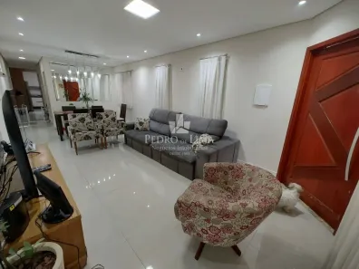 Sobrado com 4 Quartos à venda, 289m² no Parque Boturussu, São Paulo