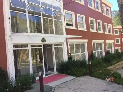 à venda, 31m² no Quarteirão Brasileiro, Petrópolis