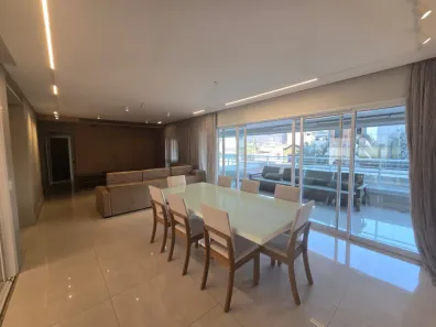 Apartamento com 3 Quartos para alugar, 240m² no Vila Gomes Cardim, São Paulo