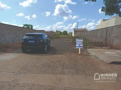 Lote/Terreno à venda, 800m² no Recanto Kakogawa, Maringá