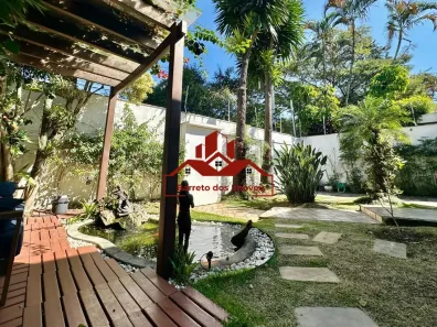 Sobrado com 4 Quartos à venda, 348m² no Alto de Pinheiros, São Paulo