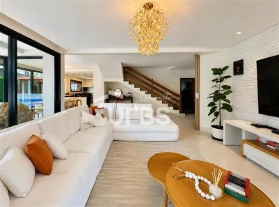 Casa de Condomínio com 3 Quartos à venda, 347m² no Loteamento Portal do Sol II, Goiânia