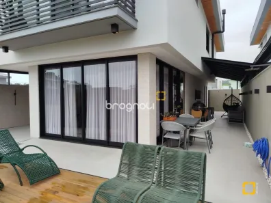 Casa com 3 Quartos à venda, 180m² no Rio Tavares, Florianópolis