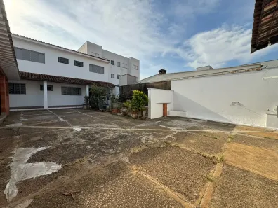 Casa com 3 Quartos à venda, 217m² no Parque Novo Mundo, Americana