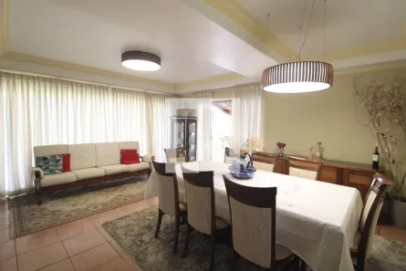 Casa com 3 Quartos à venda, 212m² no Parque do Castelo, São Paulo