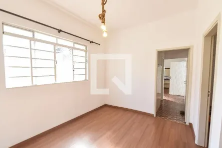 Casa com 2 Quartos à venda, 300m² no Chácara Inglesa, São Paulo