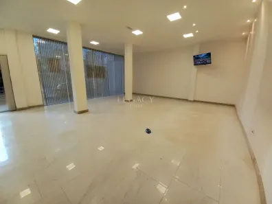 Ponto Comercial à venda, 350m² no Santa Lúcia, Vitória