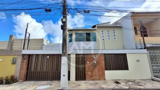Casa com 4 Quartos à venda, 206m² no Luzia, Aracaju