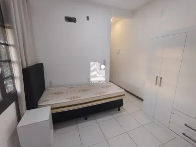 Apartamento com 1 Quarto para alugar, 15m² no Carvoeira, Florianópolis