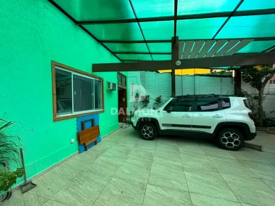 Casa com 8 Quartos à venda, 220m² no Centro, Cabo Frio
