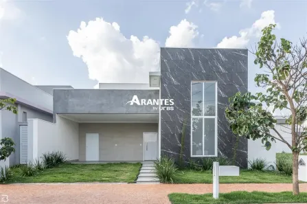 Casa de Condomínio com 4 Quartos à venda, 202m² no Novo Mundo, Uberlândia