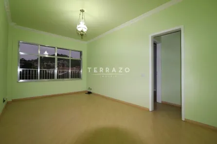 Apartamento com 1 Quarto para alugar, 50m² no Várzea, Teresópolis