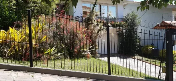 Casa com 6 Quartos à venda, 294m² no Menino Deus, Porto Alegre