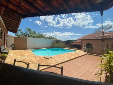 Casa com 3 Quartos à venda, 410m² no Loteamento Capotuna, Jaguariúna