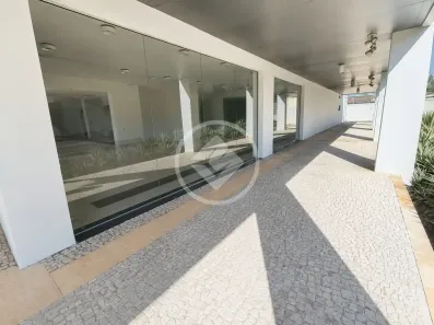 Prédio Comercial para alugar, 1075m² no Conjunto Habitacional Nossa Senhora Aparecida, Araçatuba