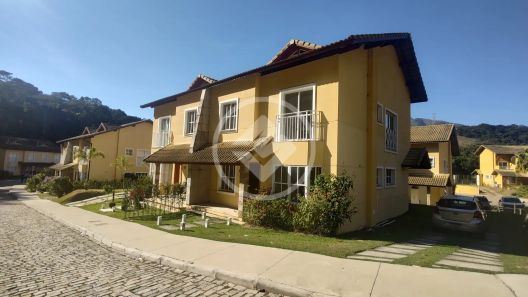 Casa de Condomínio com 4 Quartos à venda, 500m² no Itaipava, Petrópolis