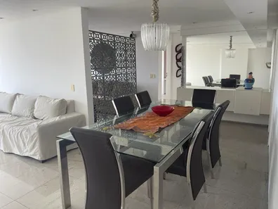 Apartamento com 2 Quartos para alugar, 117m² no Mucuripe, Fortaleza